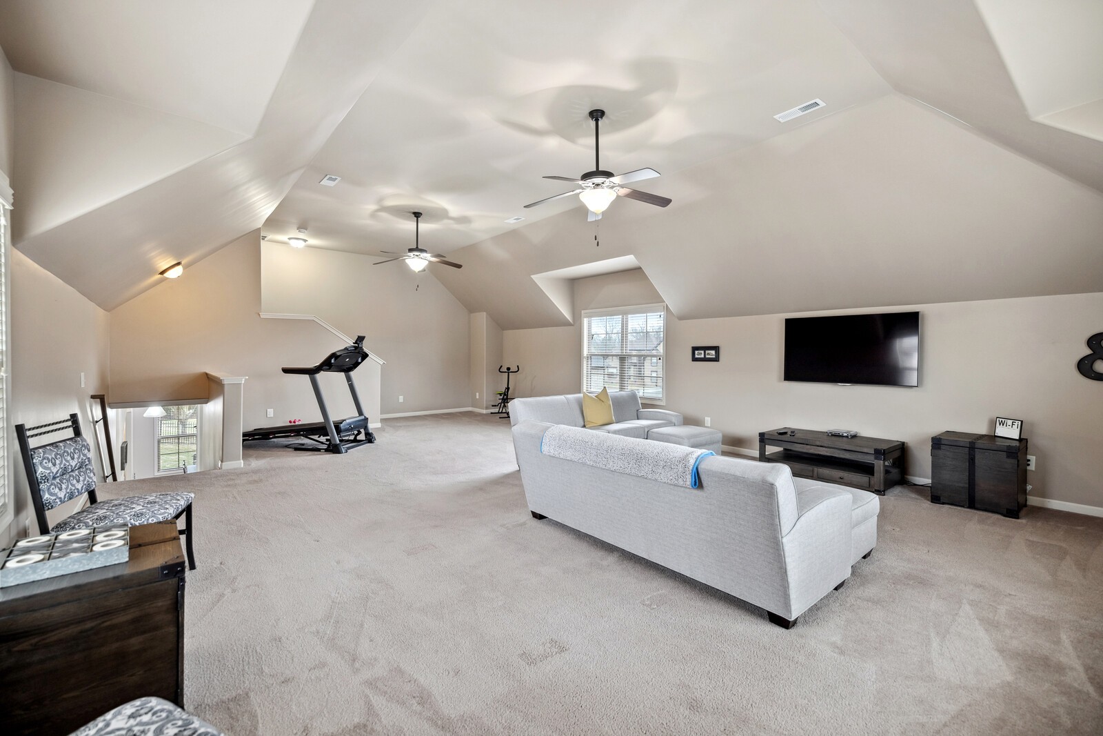 123 Alderwood Dr