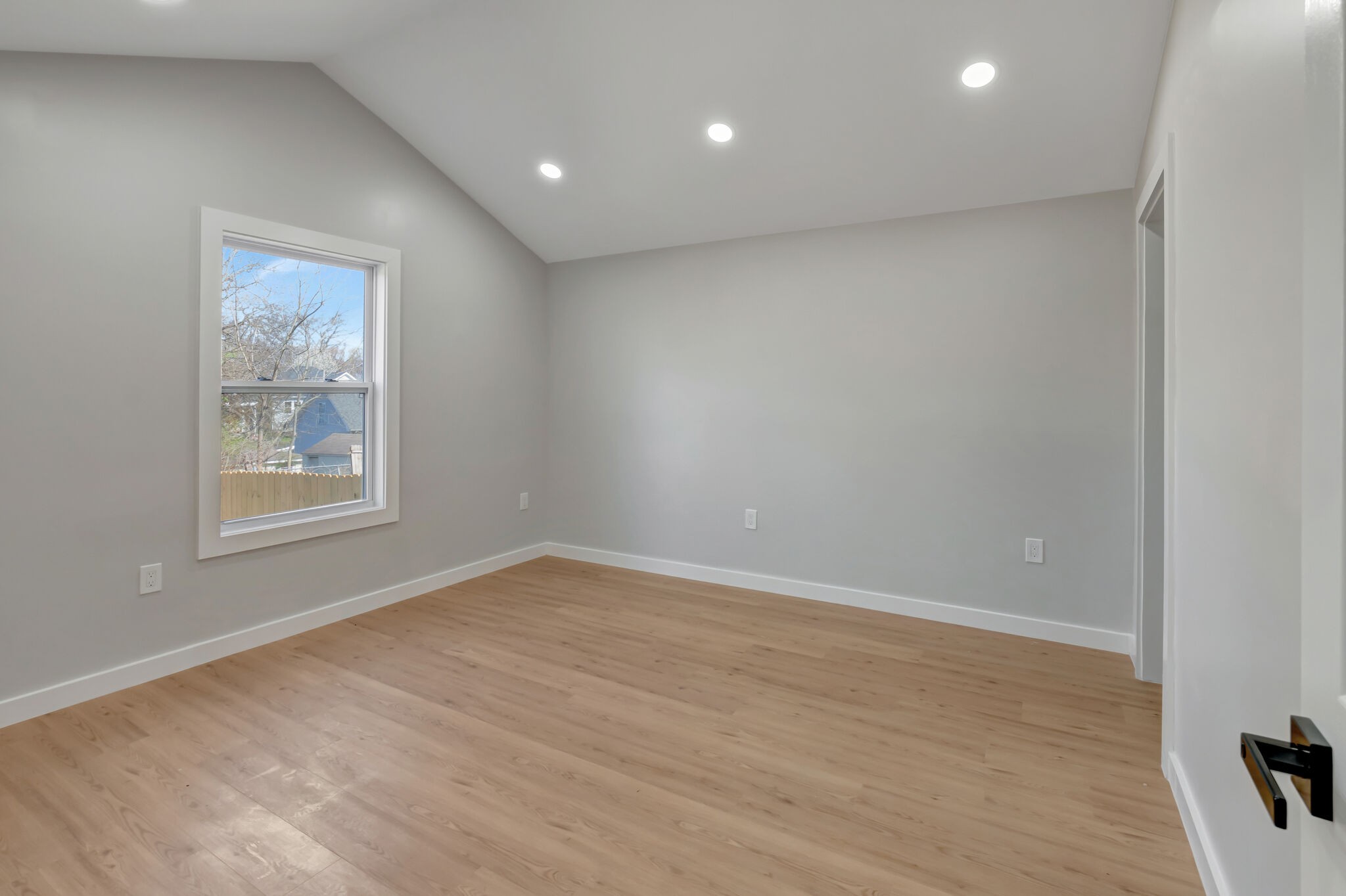 3024 Indiana Ave