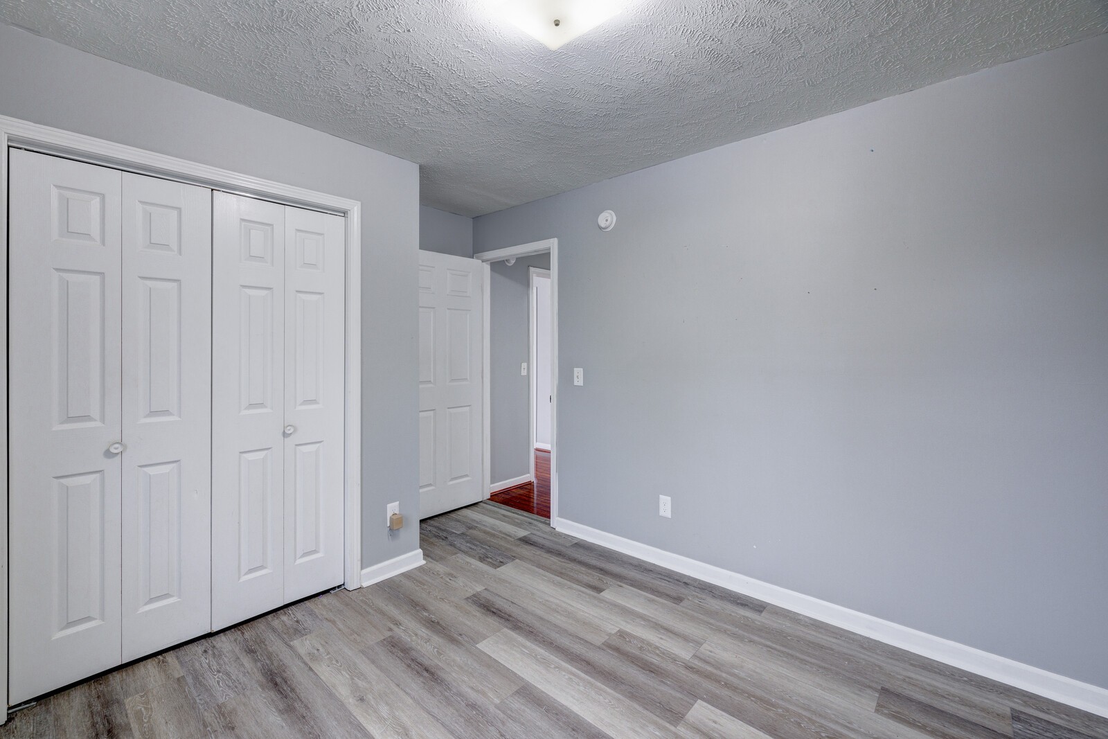 1409 Laurel Oak Dr