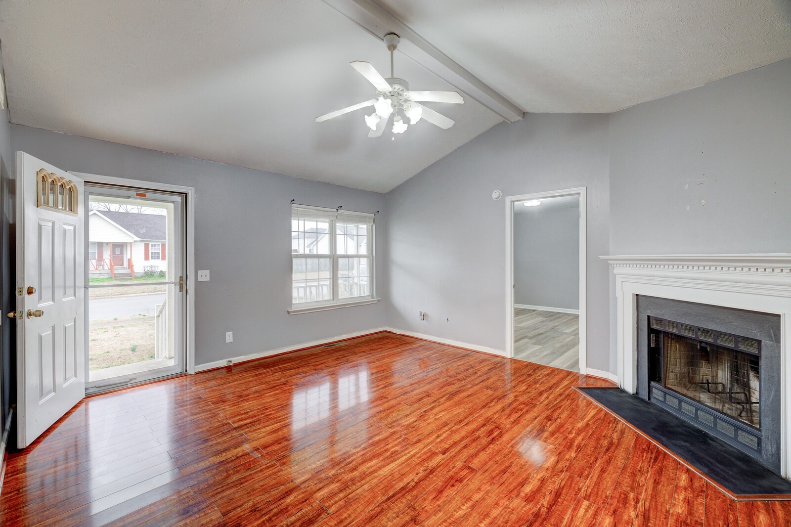 1409 Laurel Oak Dr