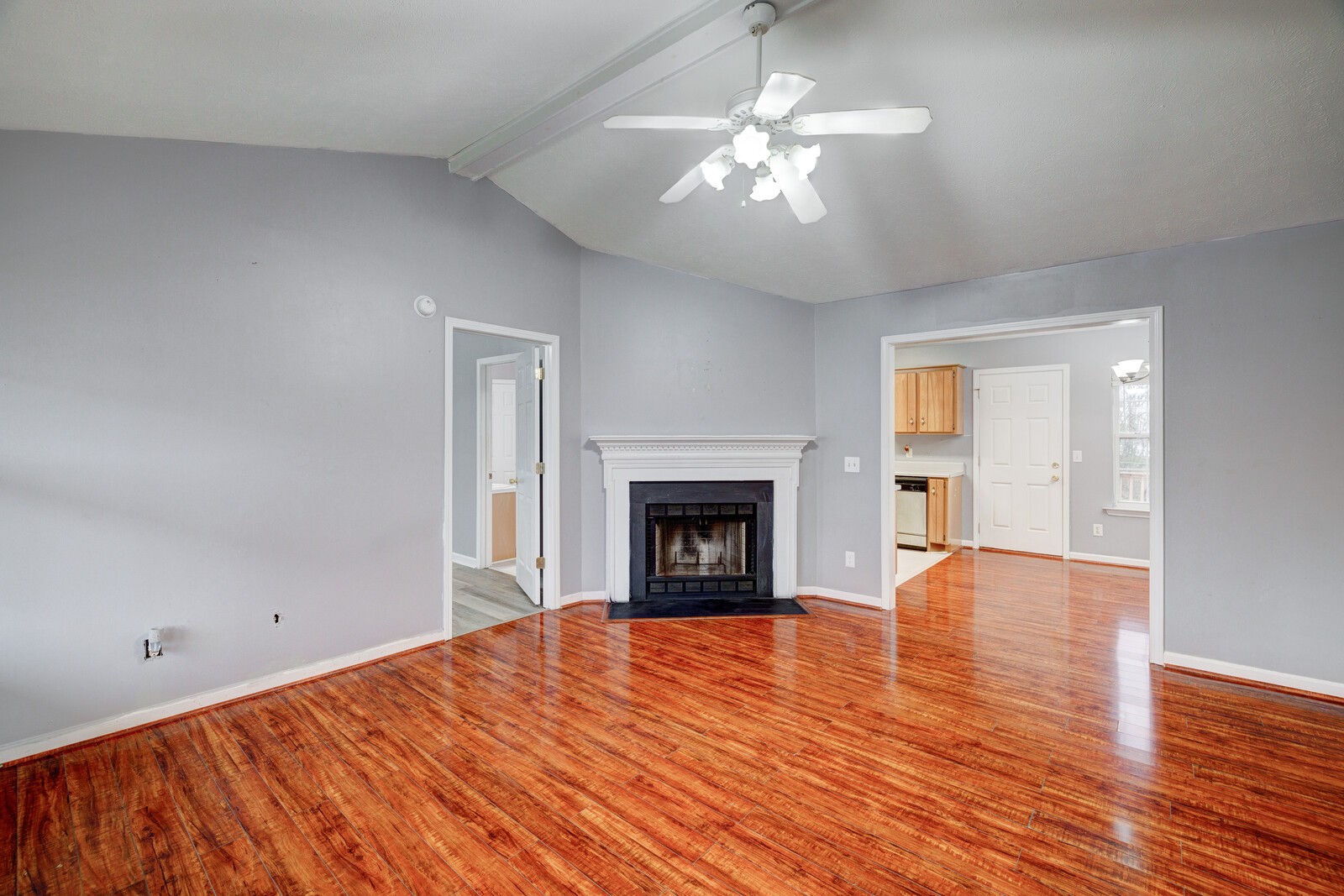 1409 Laurel Oak Dr