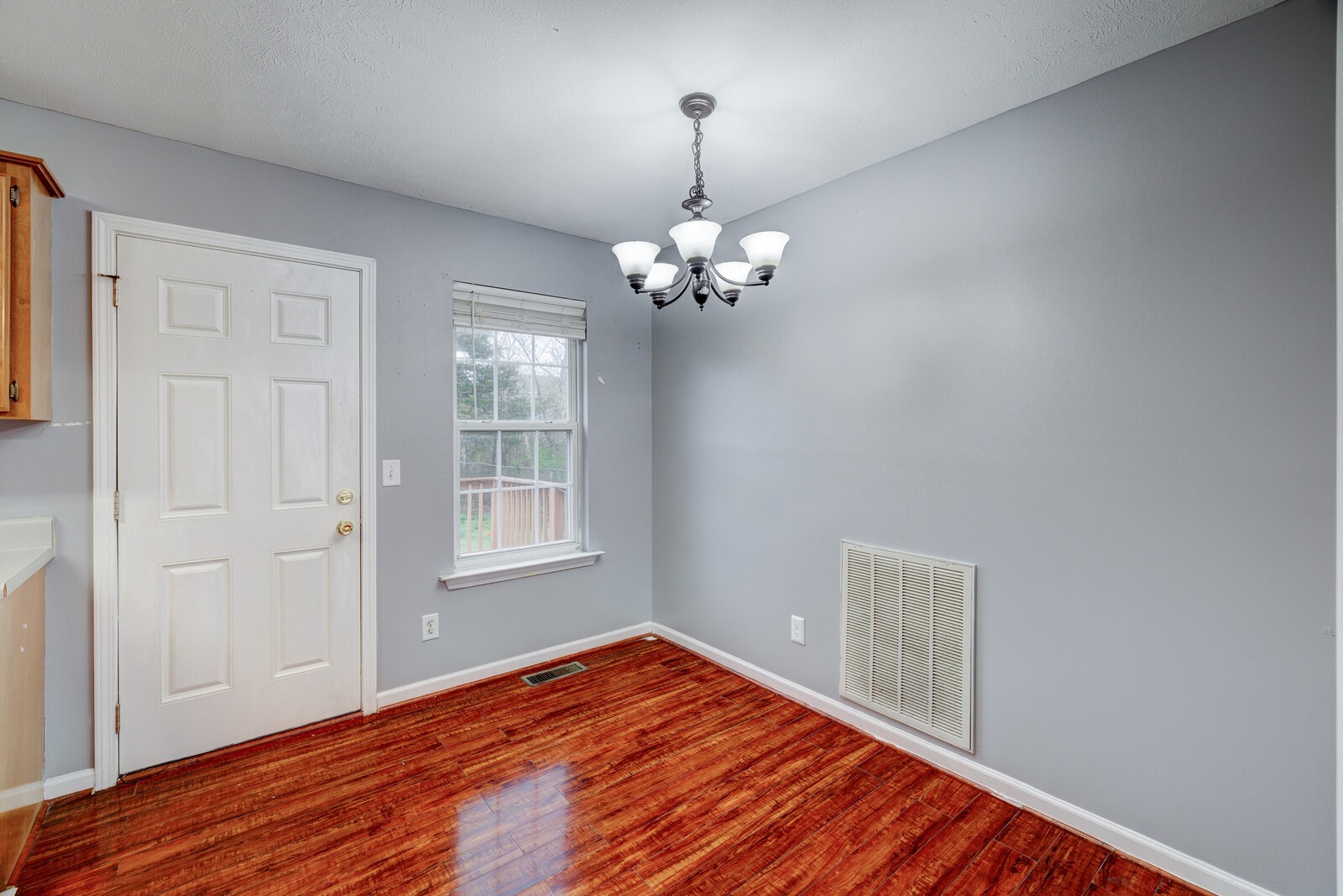 1409 Laurel Oak Dr