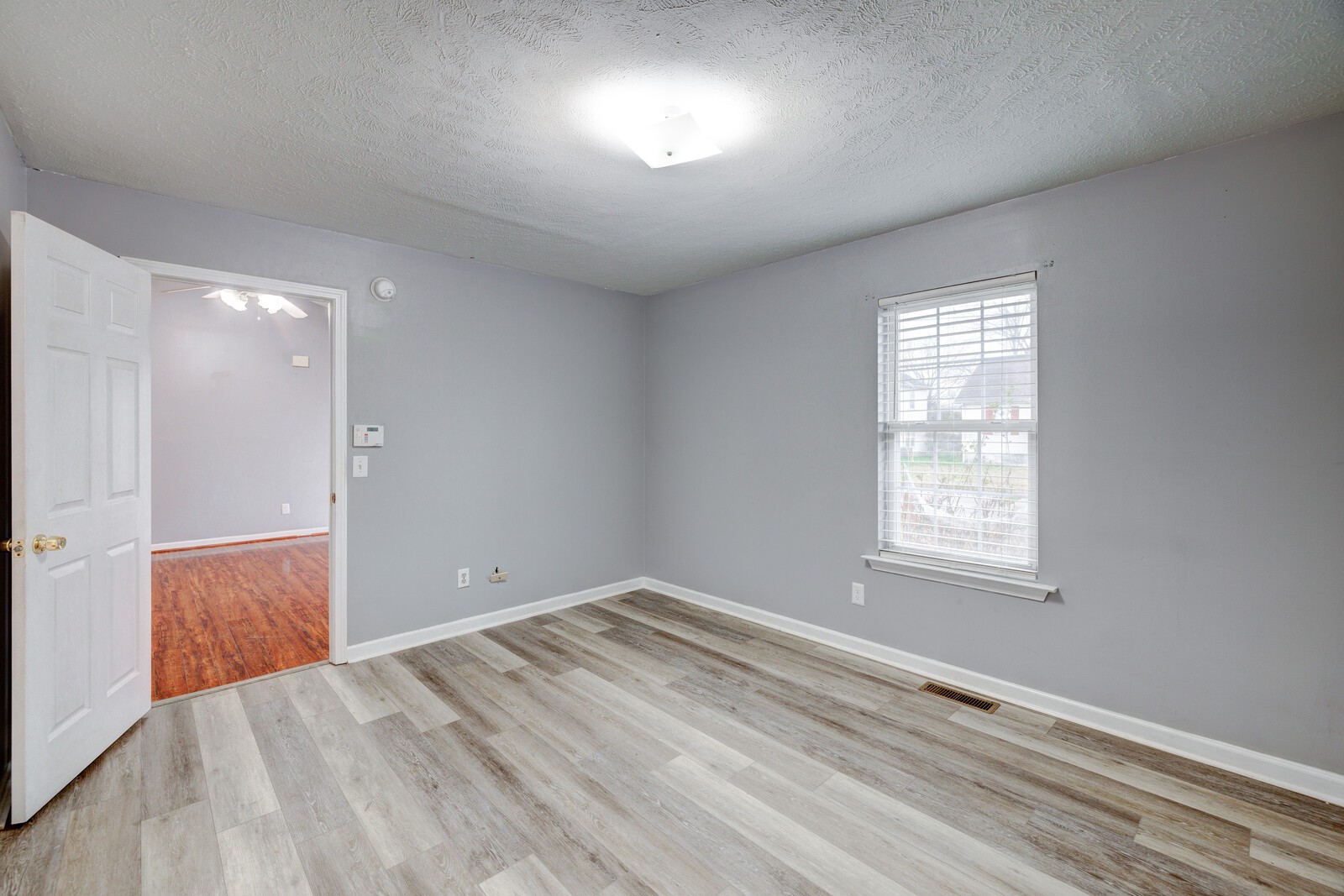 1409 Laurel Oak Dr