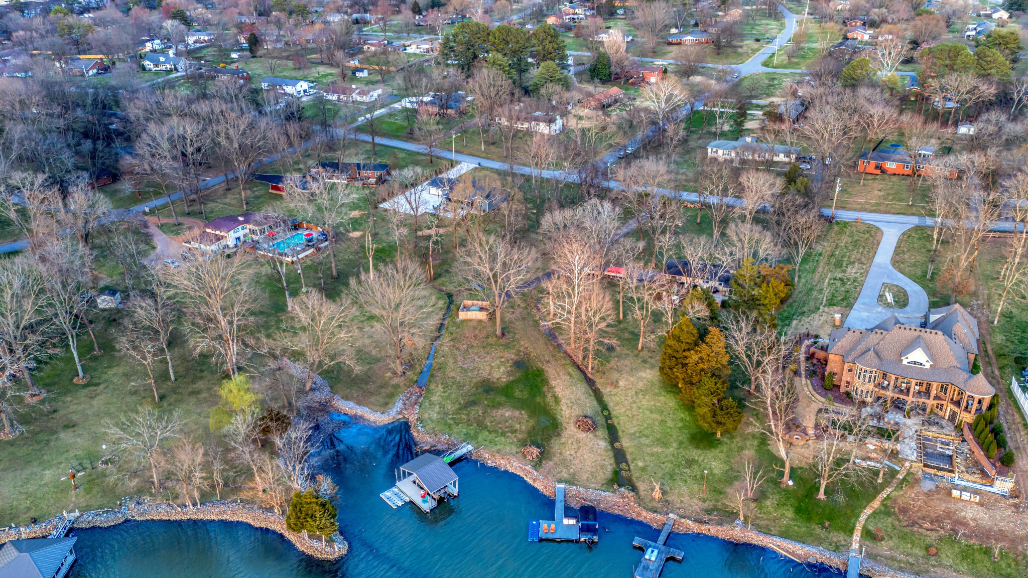 142 Cherokee Rd