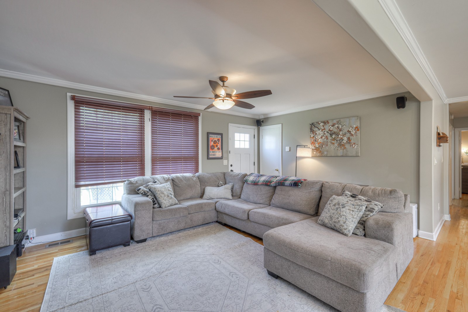 7005 Bonnafair Dr