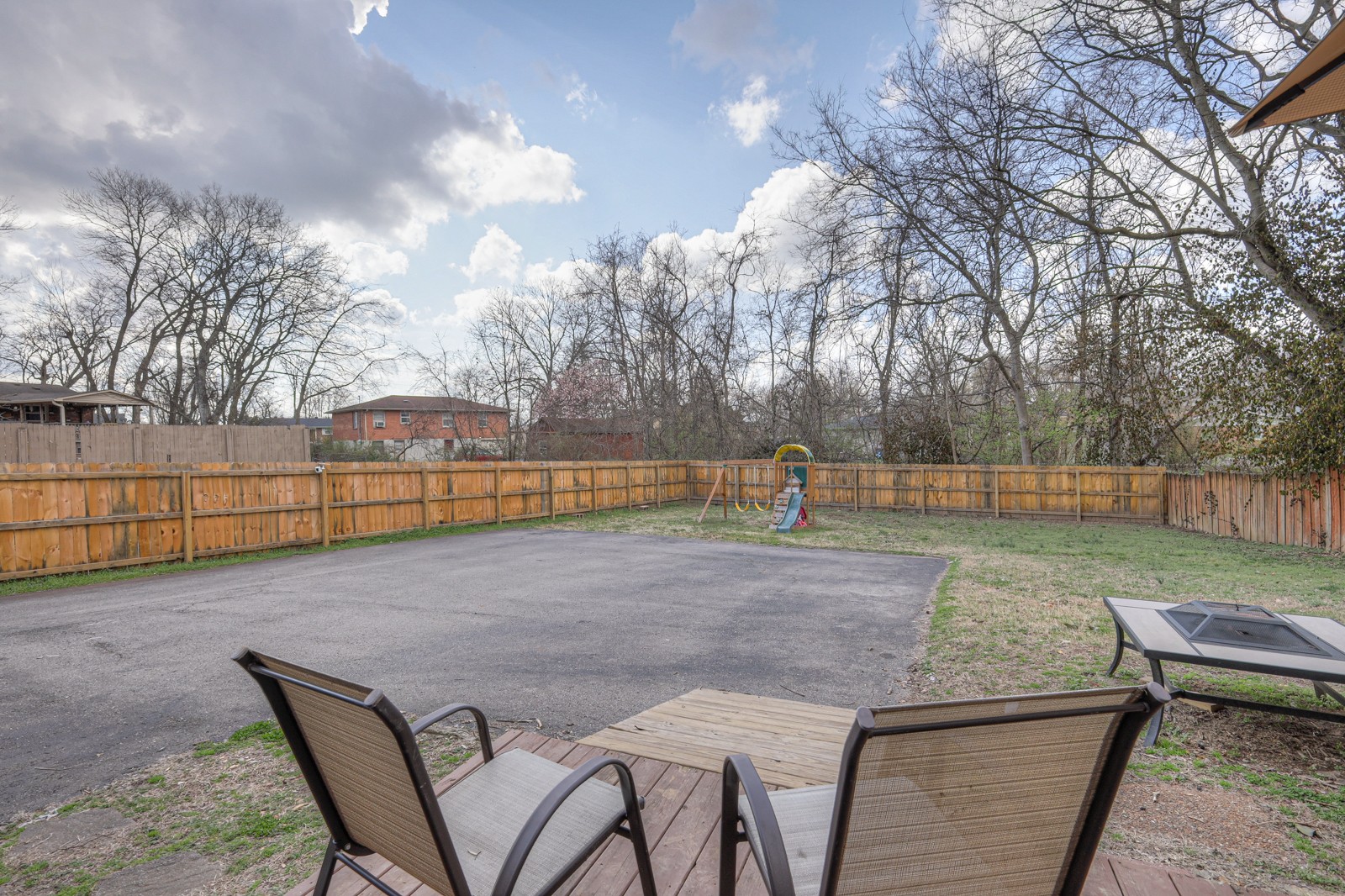 7005 Bonnafair Dr