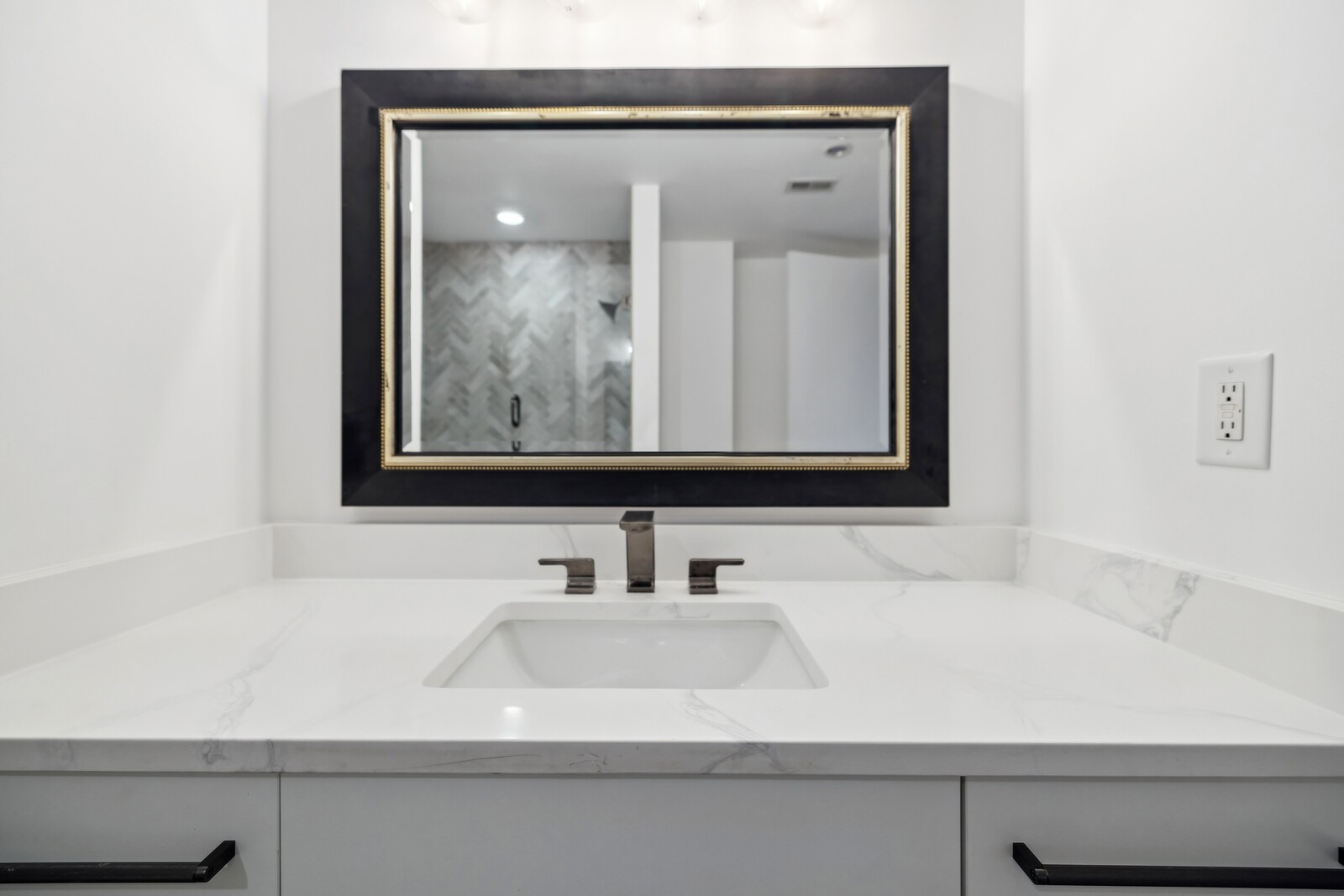 600 12th Ave S Unit: 308