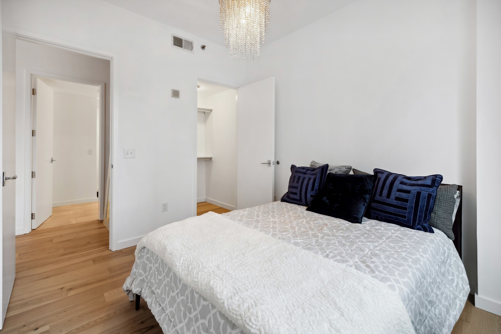 600 12th Ave S Unit: 308