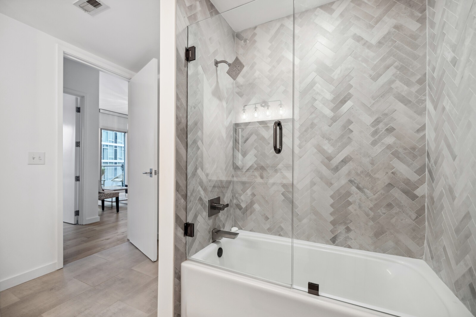 600 12th Ave S Unit: 308