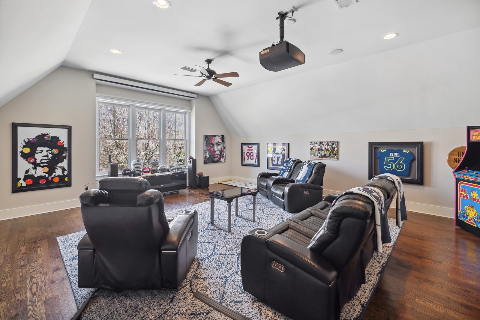 1119B Biltmore Dr