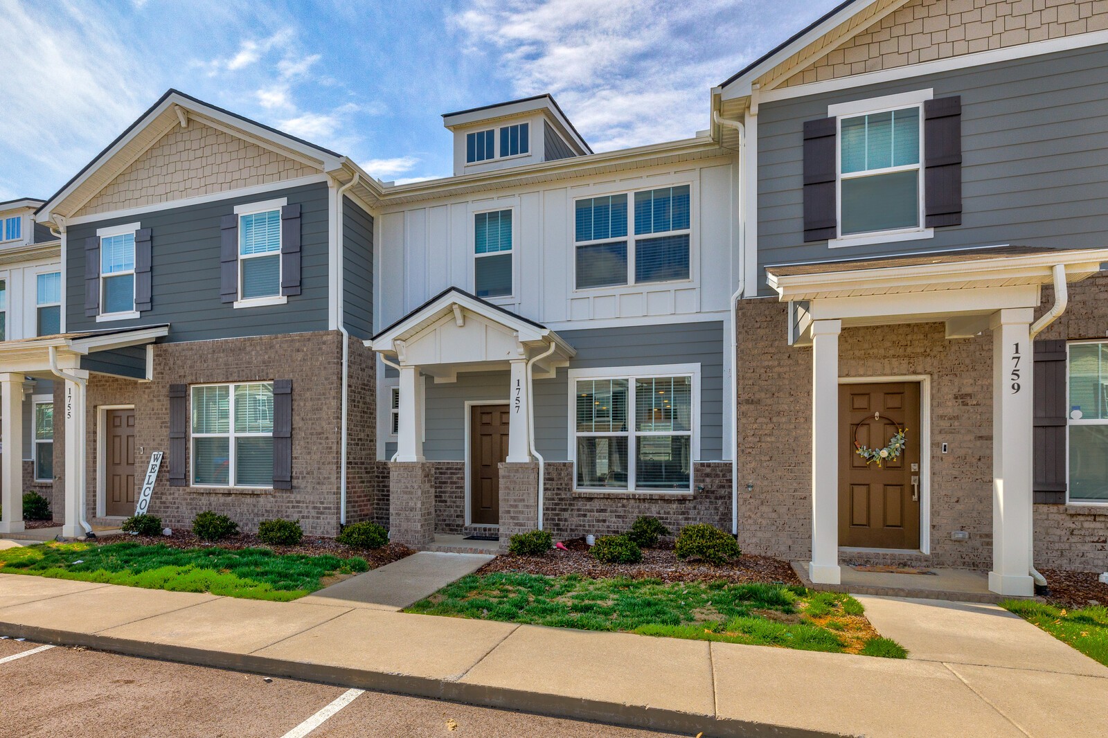 1757 Frodo Way