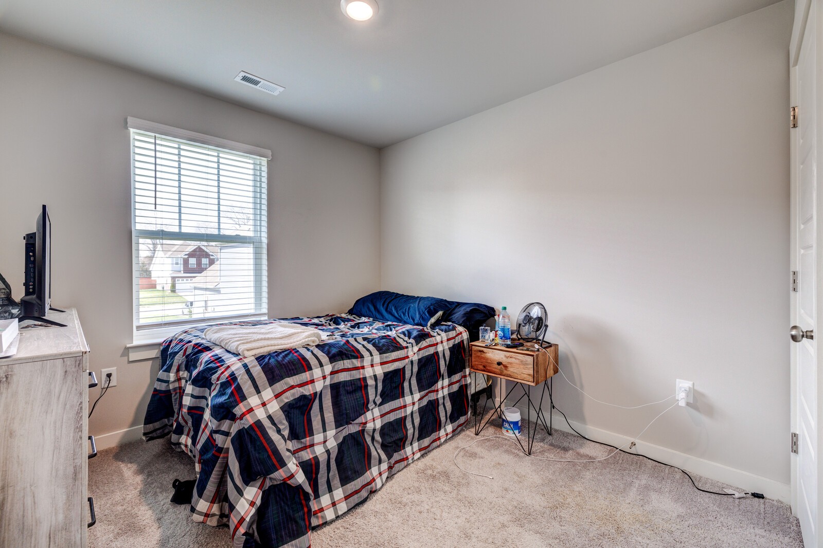 1757 Frodo Way