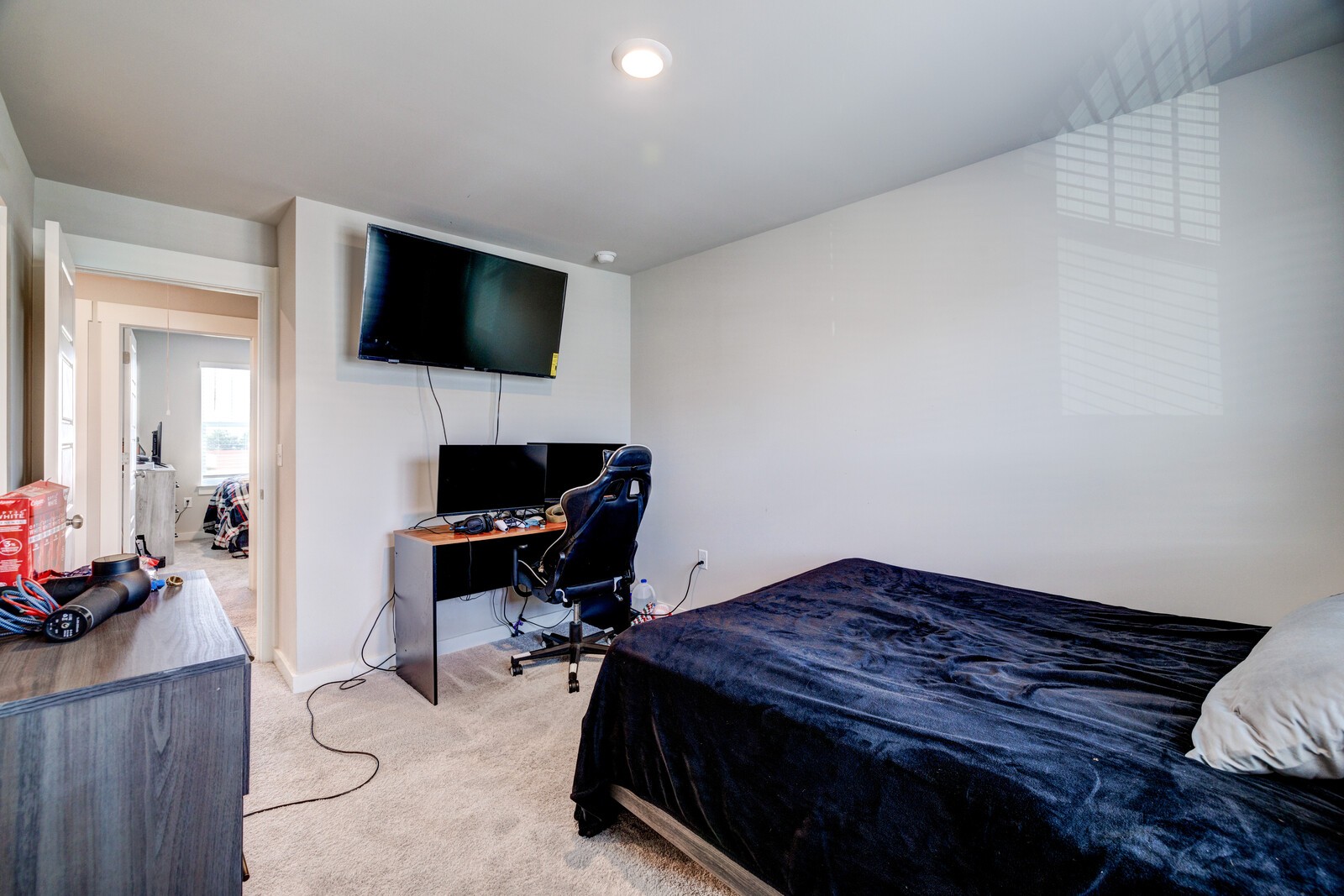 1757 Frodo Way