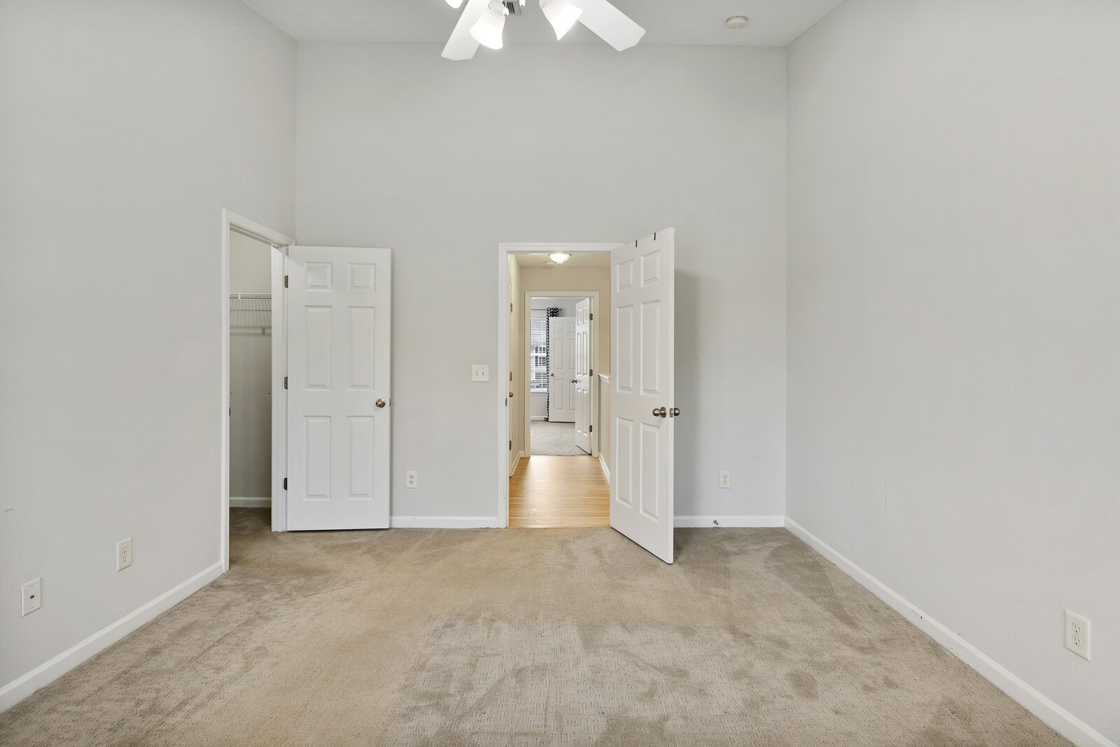 1939 Shaylin Loop