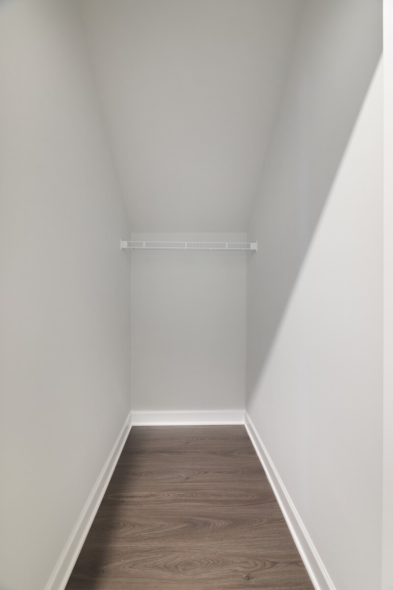 339 Ellis Ln