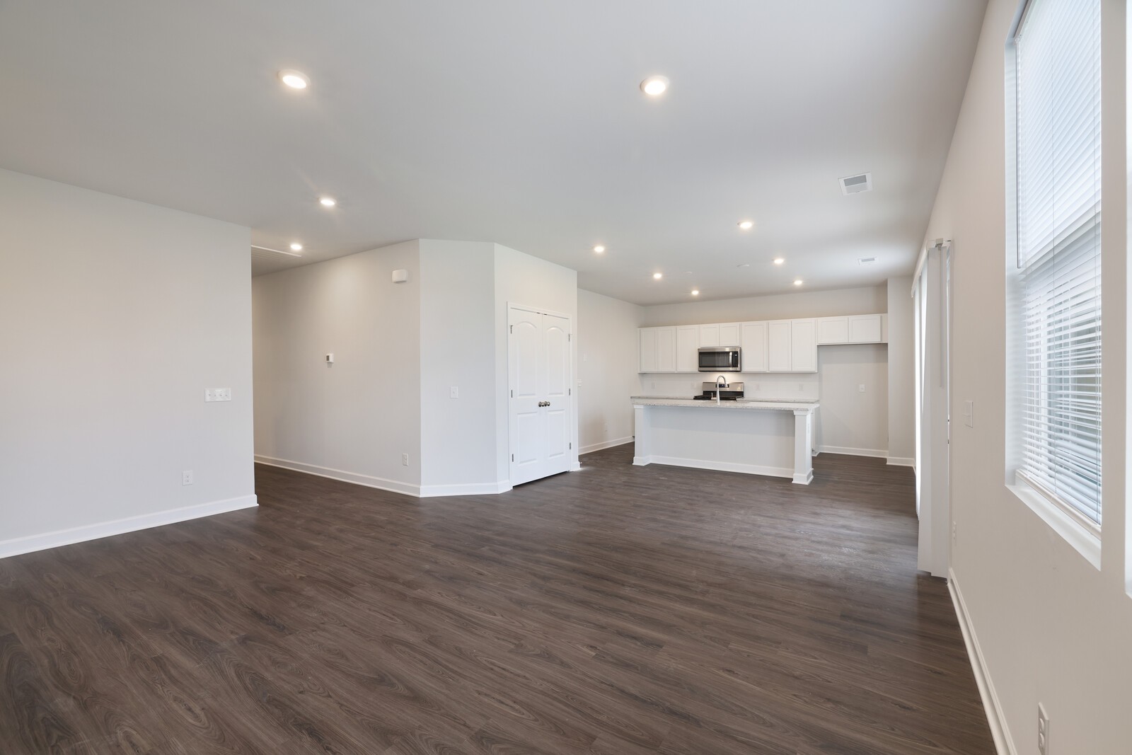 339 Ellis Ln