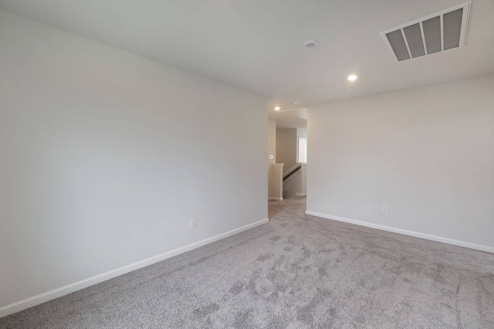 339 Ellis Ln
