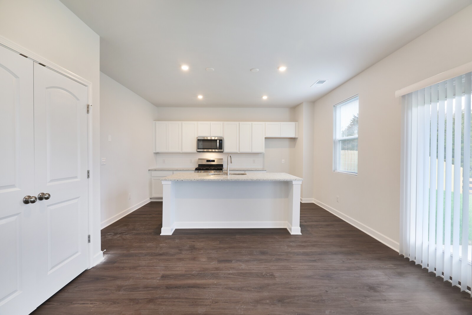339 Ellis Ln