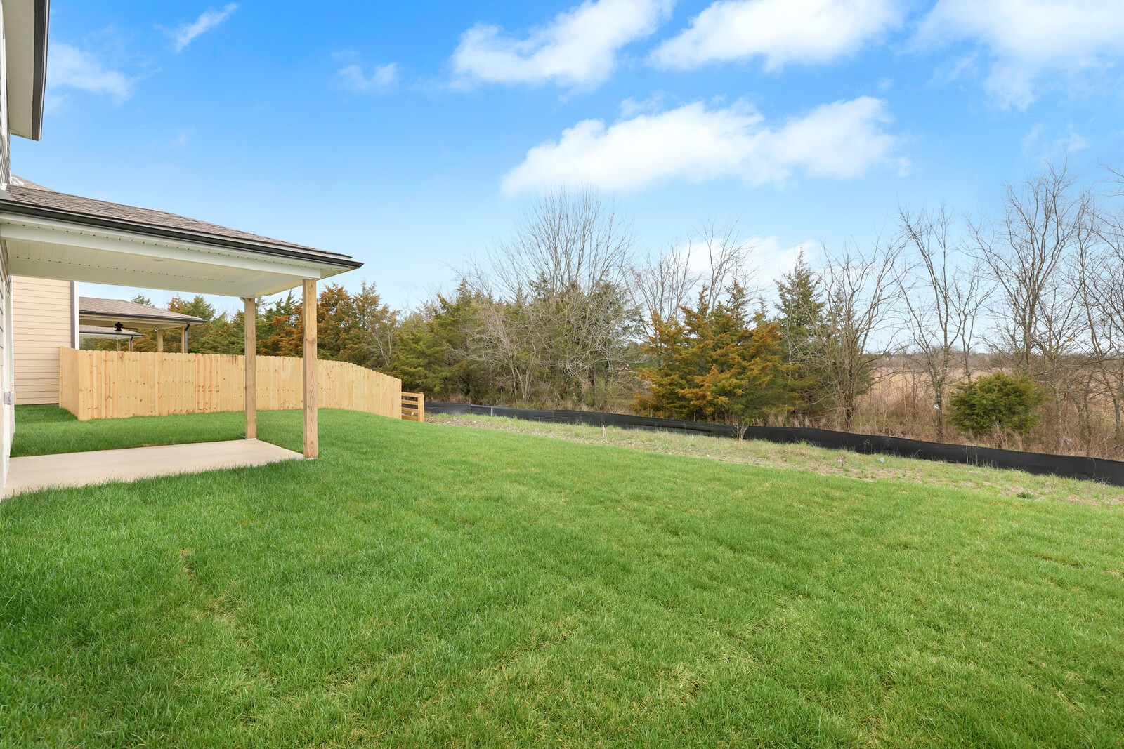 339 Ellis Ln