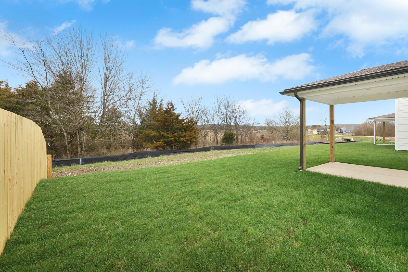 339 Ellis Ln