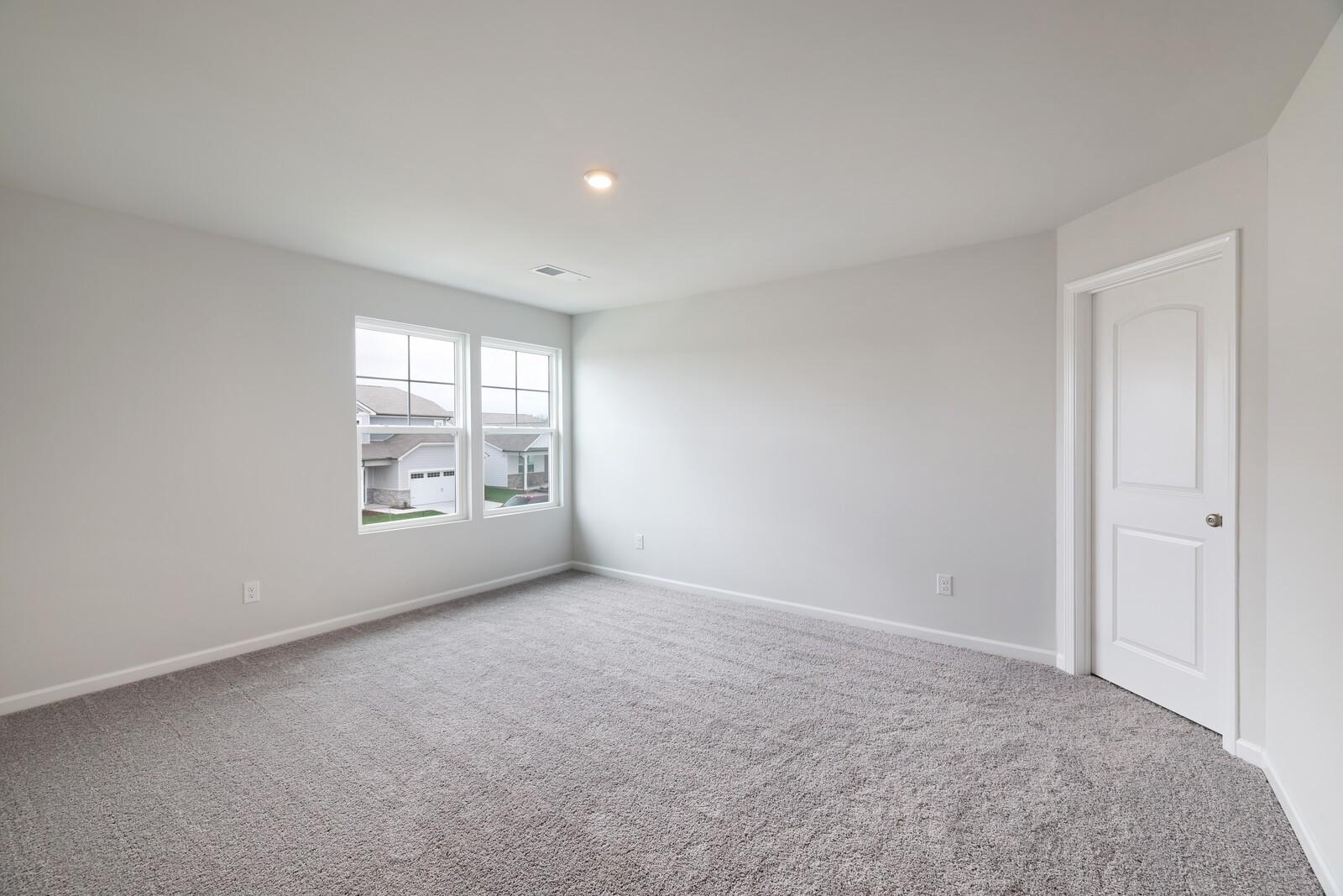 339 Ellis Ln