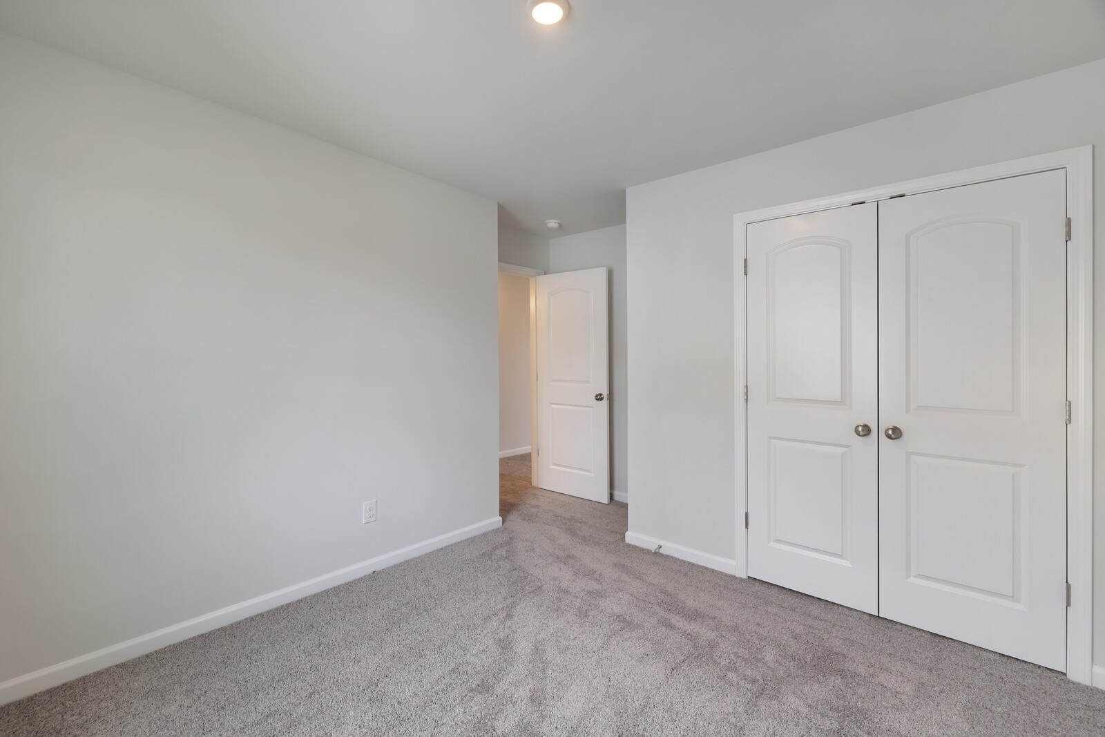 339 Ellis Ln