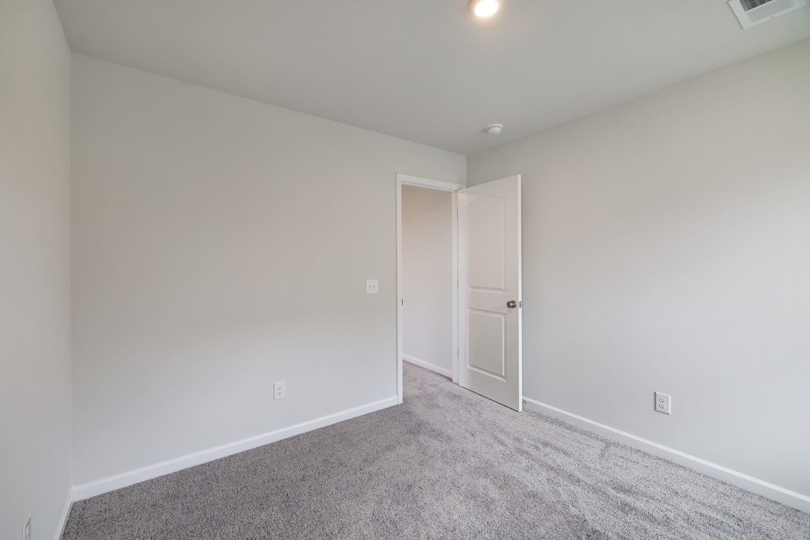 339 Ellis Ln