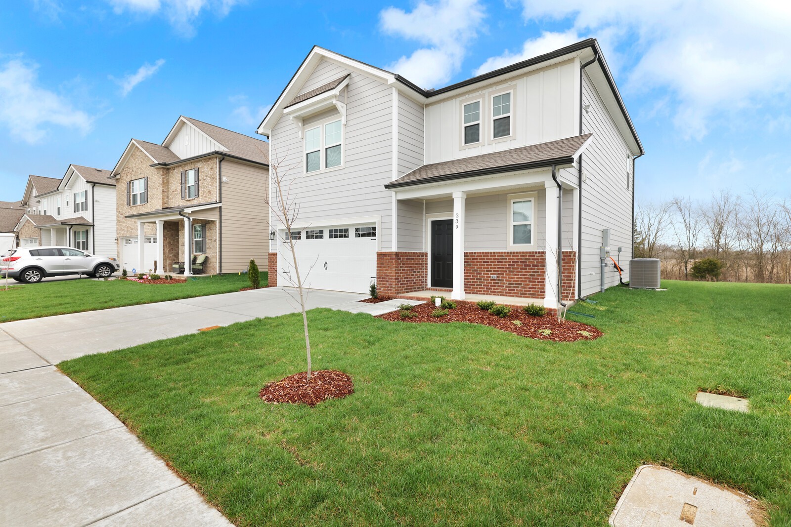 339 Ellis Ln