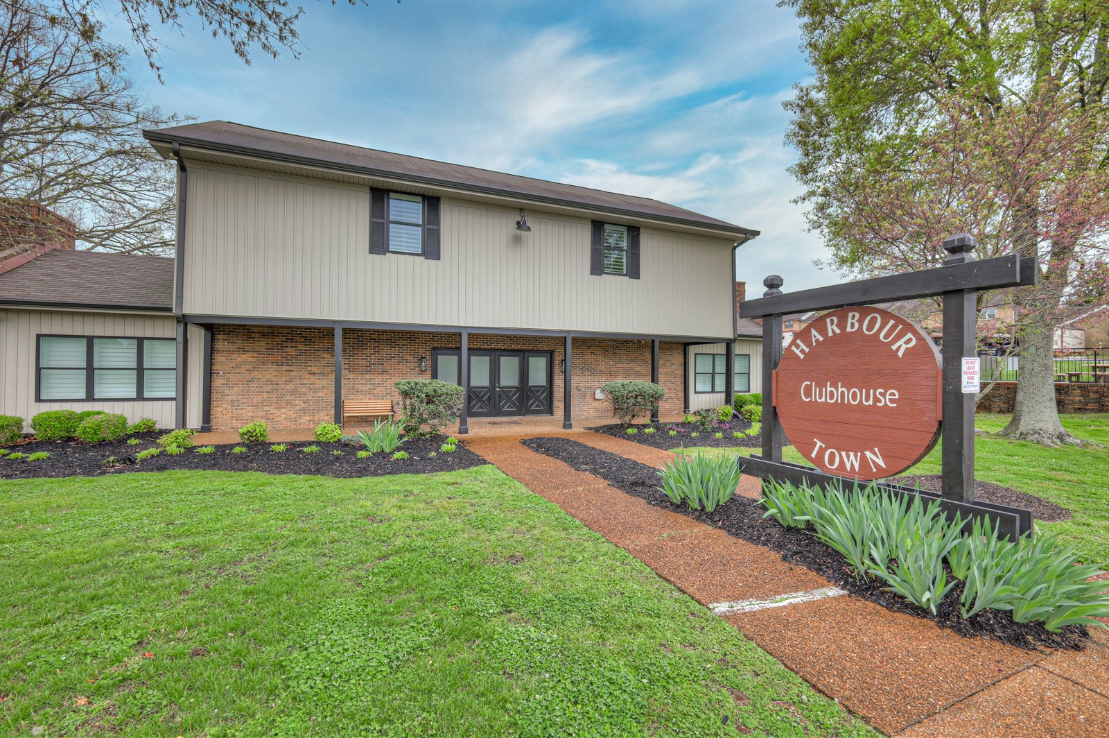 4001 Anderson Rd Unit: T153