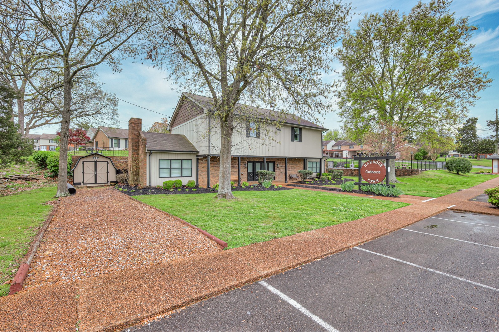 4001 Anderson Rd Unit: T153