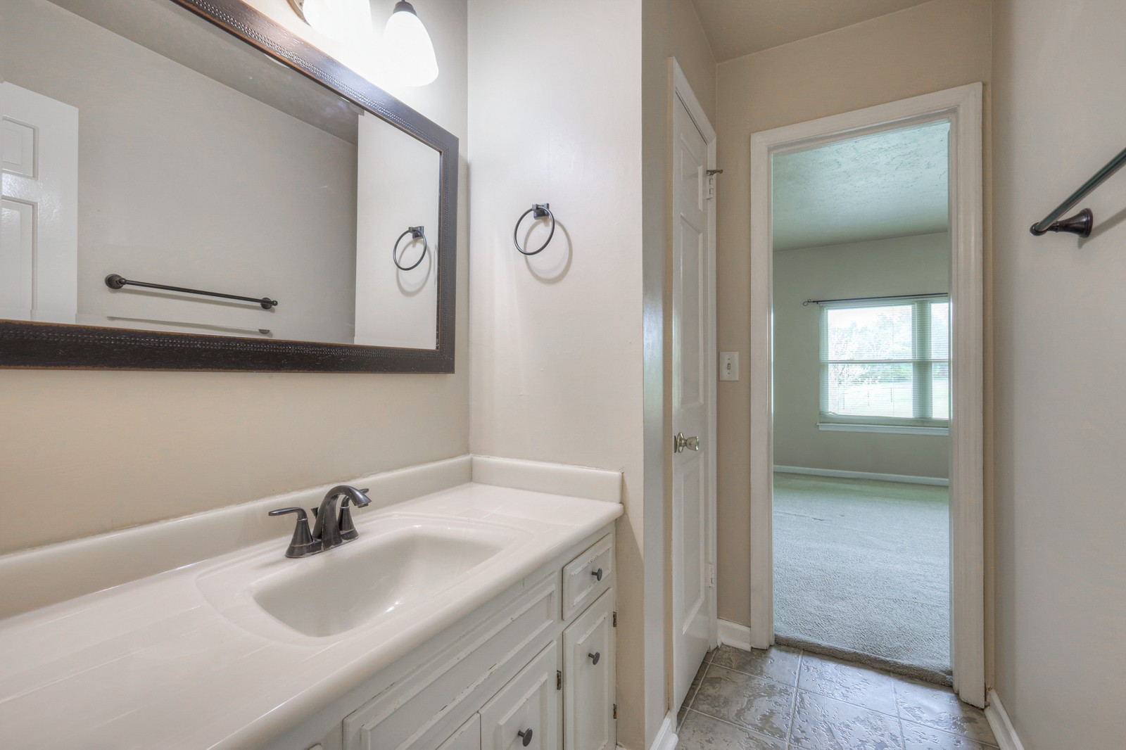 4001 Anderson Rd Unit: T153