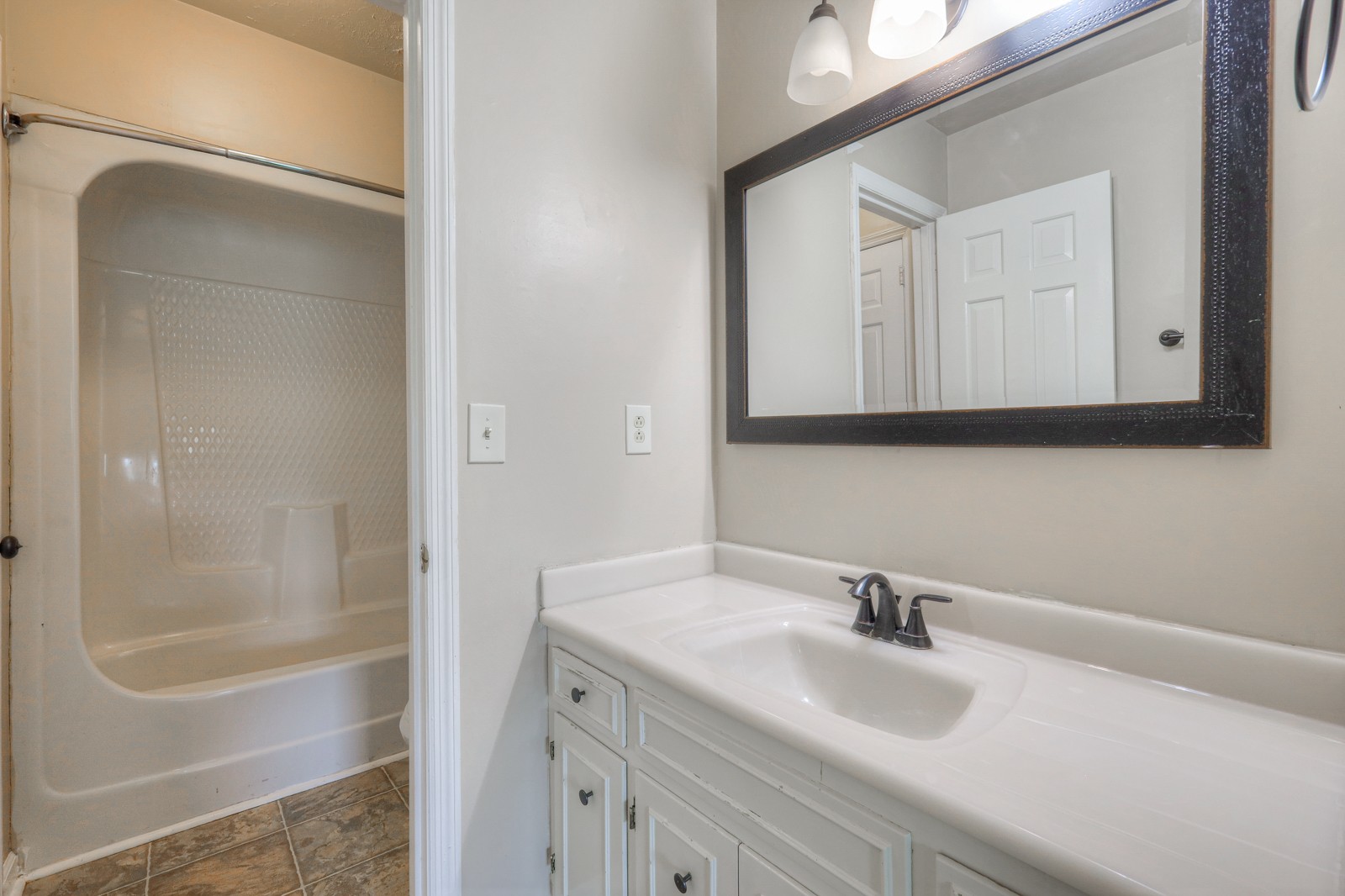 4001 Anderson Rd Unit: T153