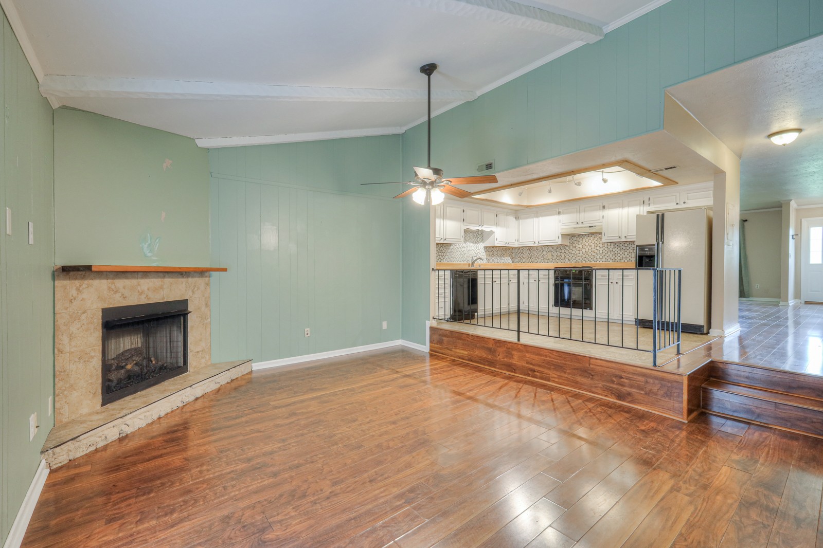 4001 Anderson Rd Unit: T153