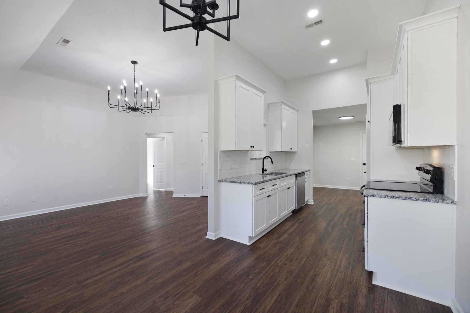 494 Creek Pt