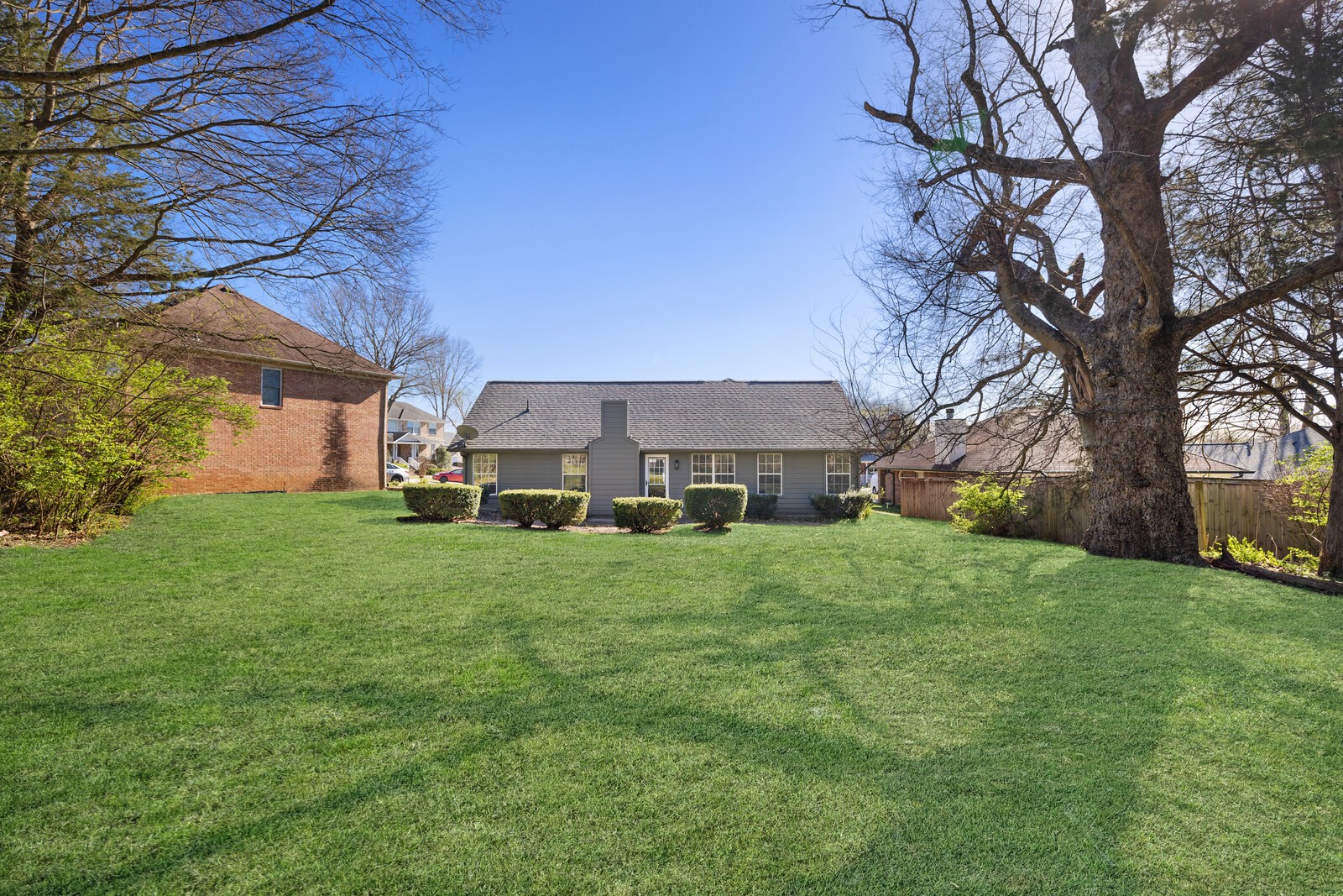 494 Creek Pt