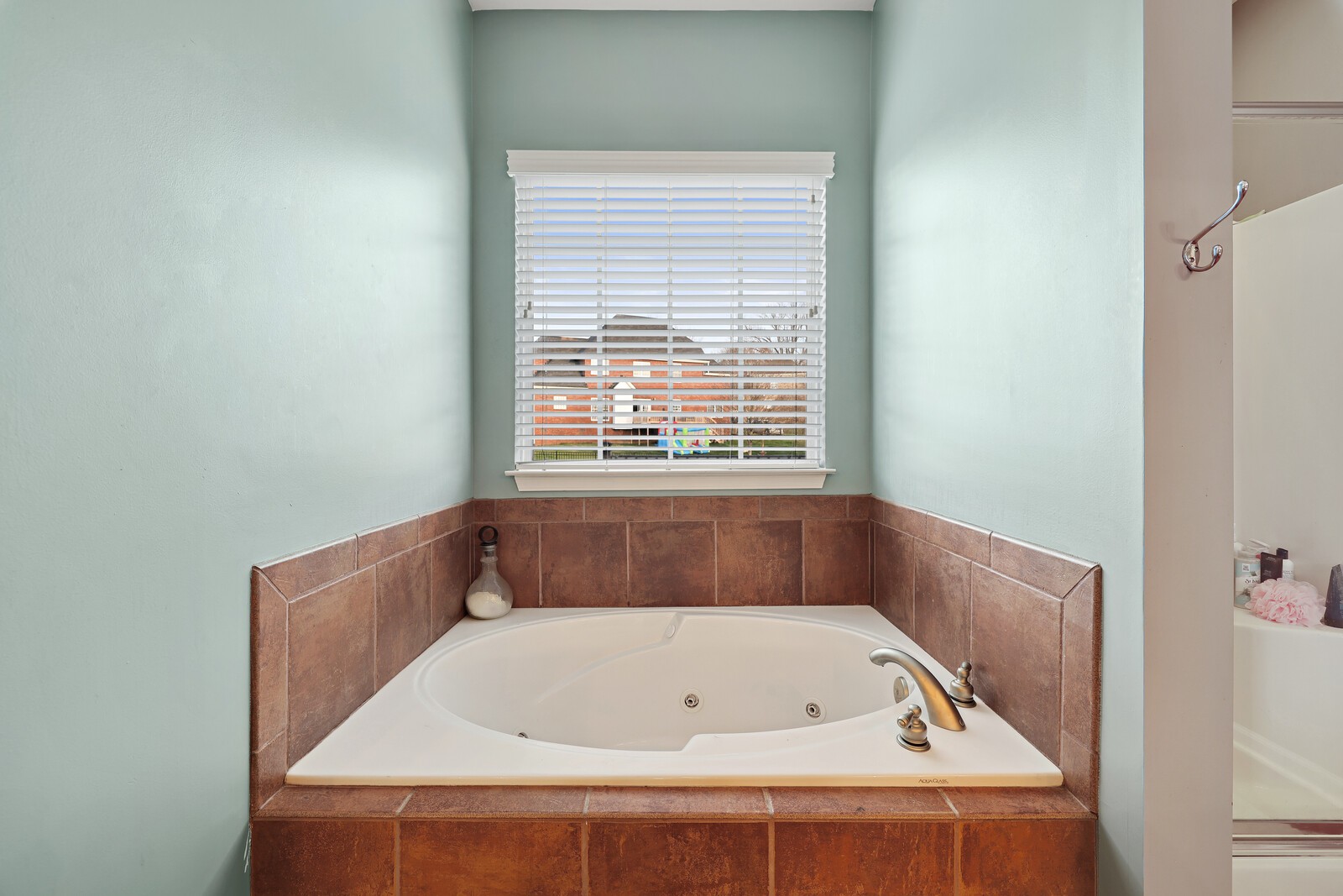 105 Berrington Ct