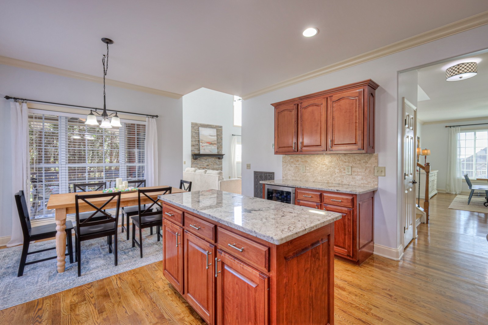 111 Chalford Pl