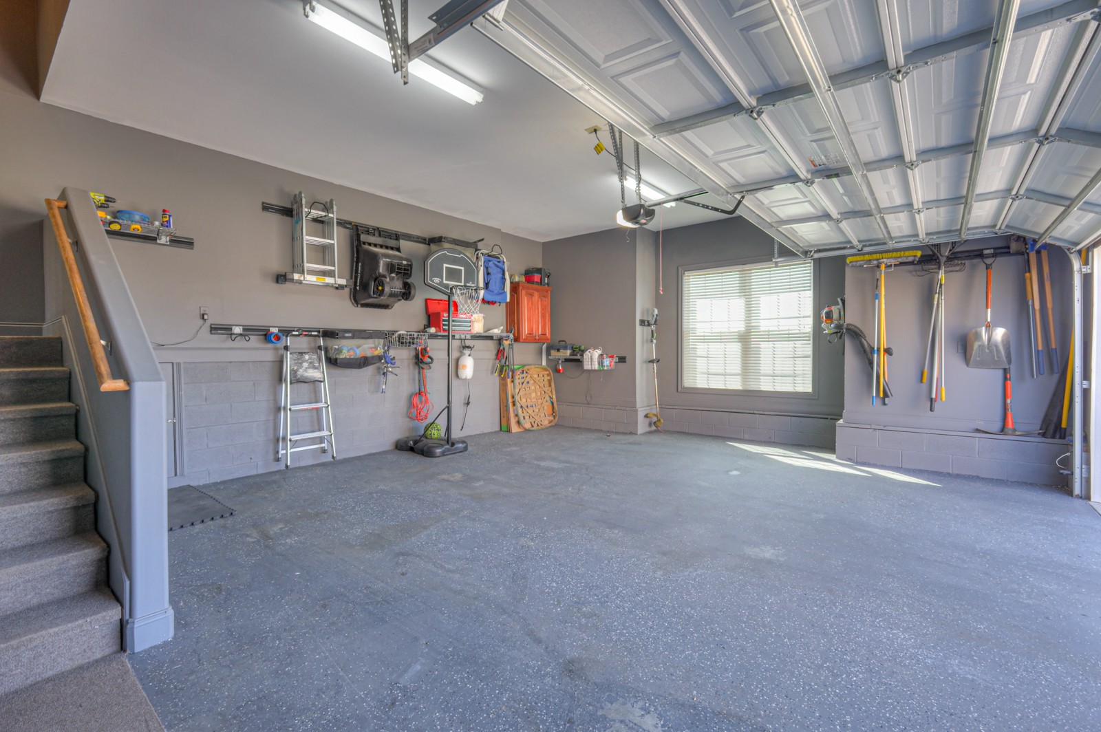 111 Chalford Pl