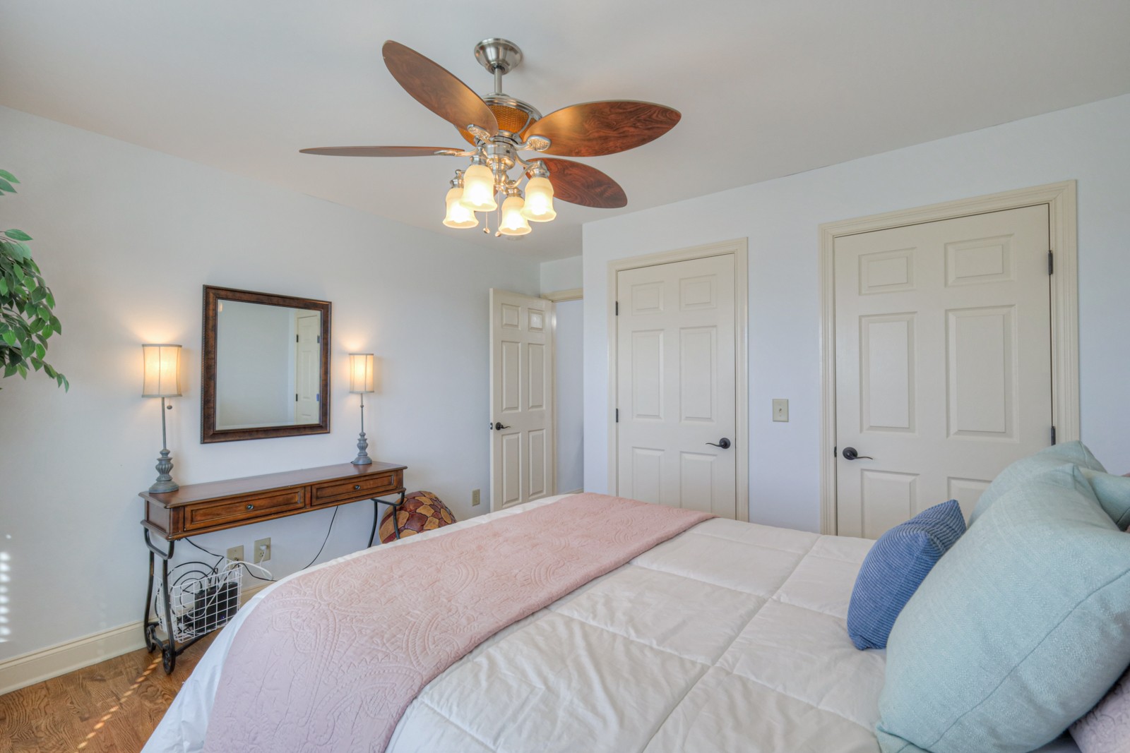 111 Chalford Pl