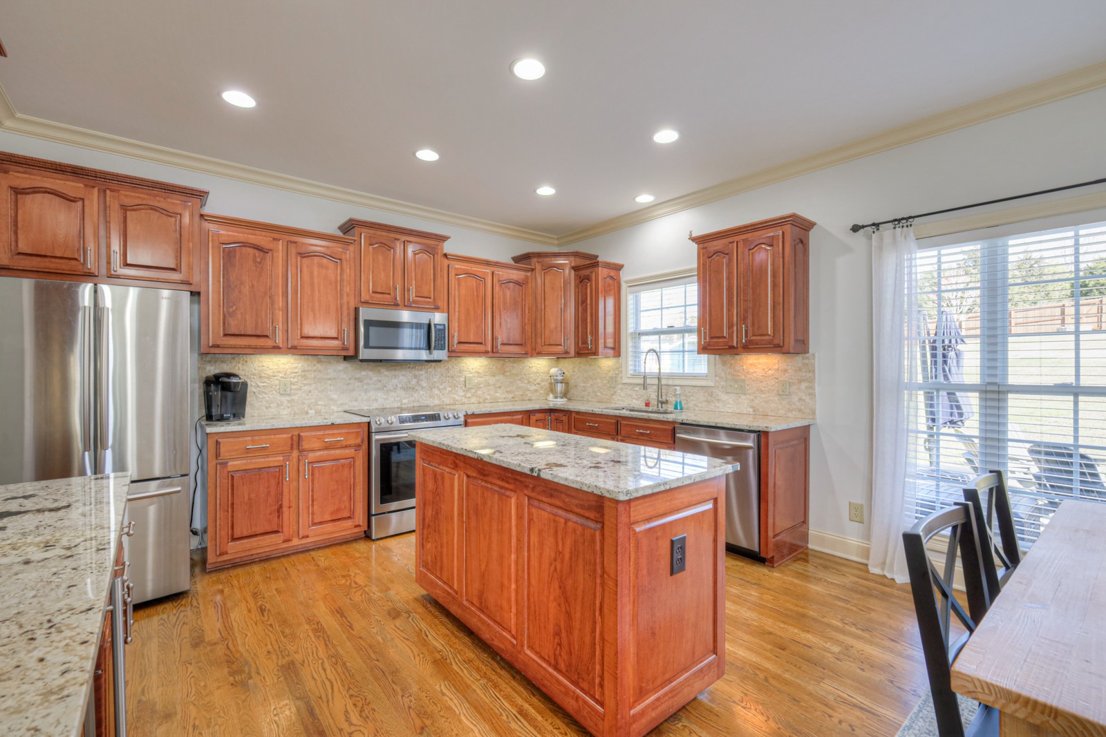111 Chalford Pl