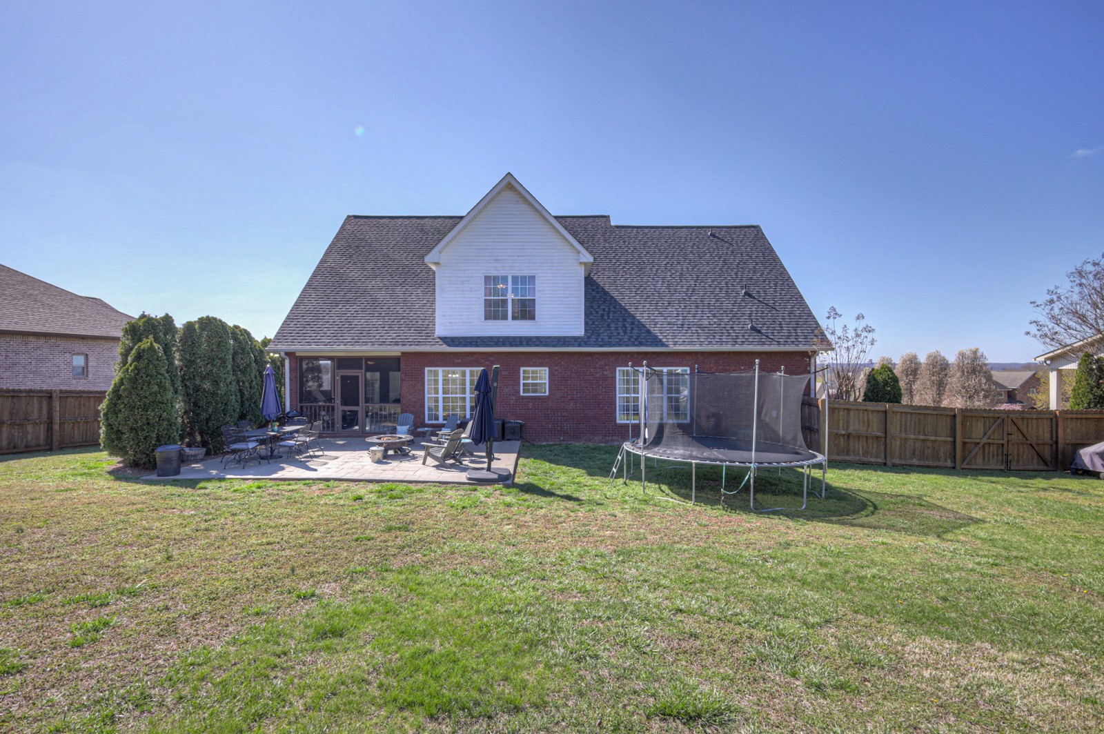 111 Chalford Pl