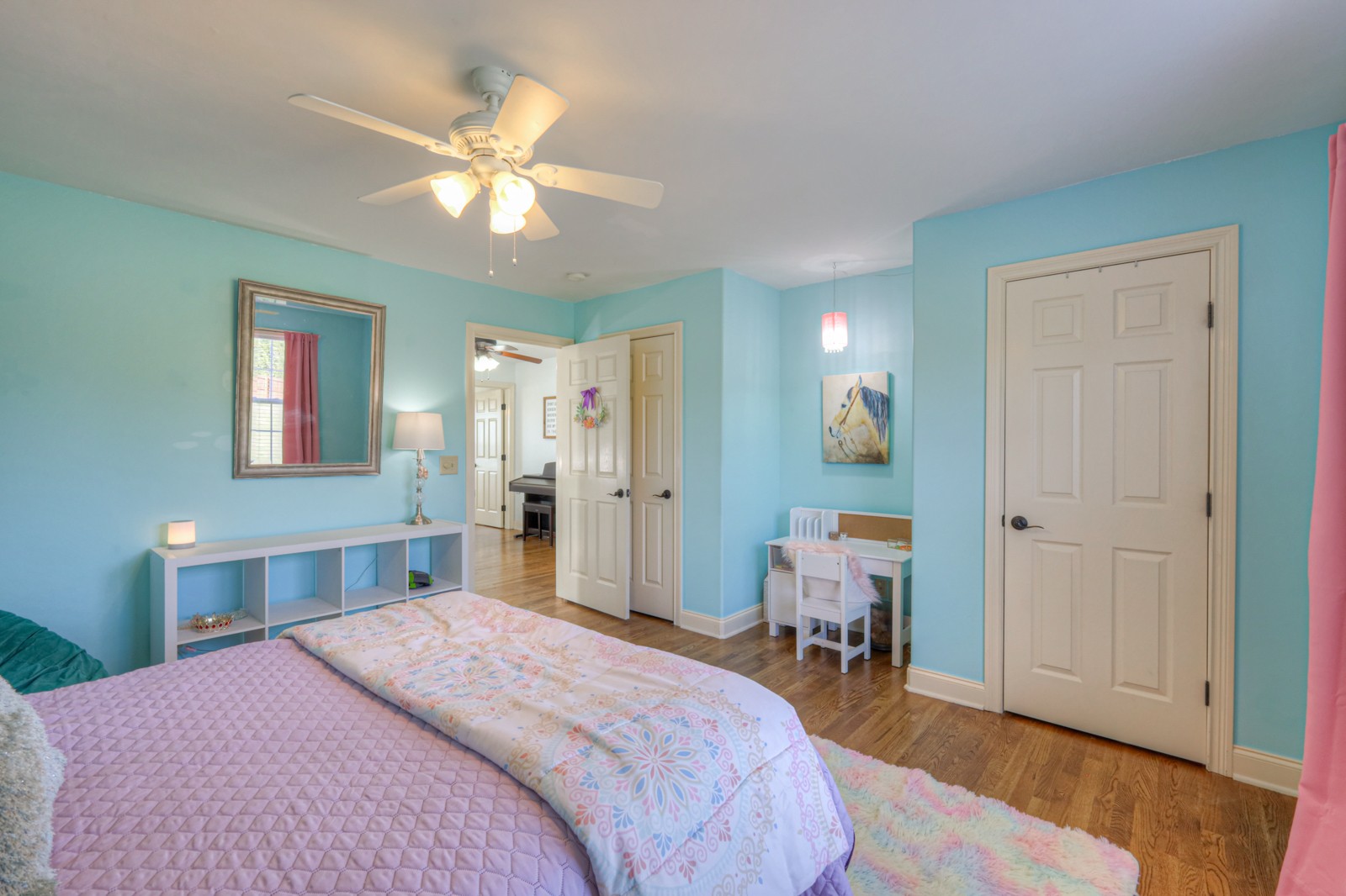 111 Chalford Pl