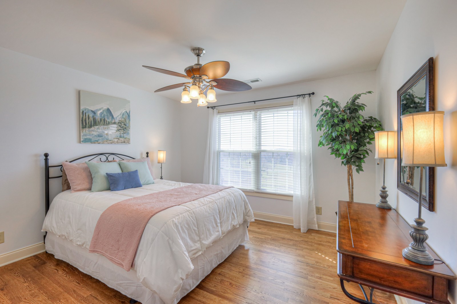 111 Chalford Pl
