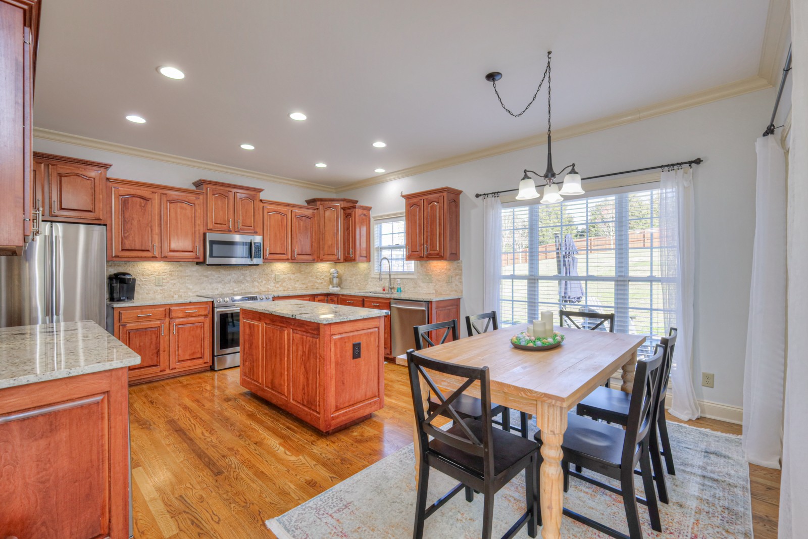 111 Chalford Pl