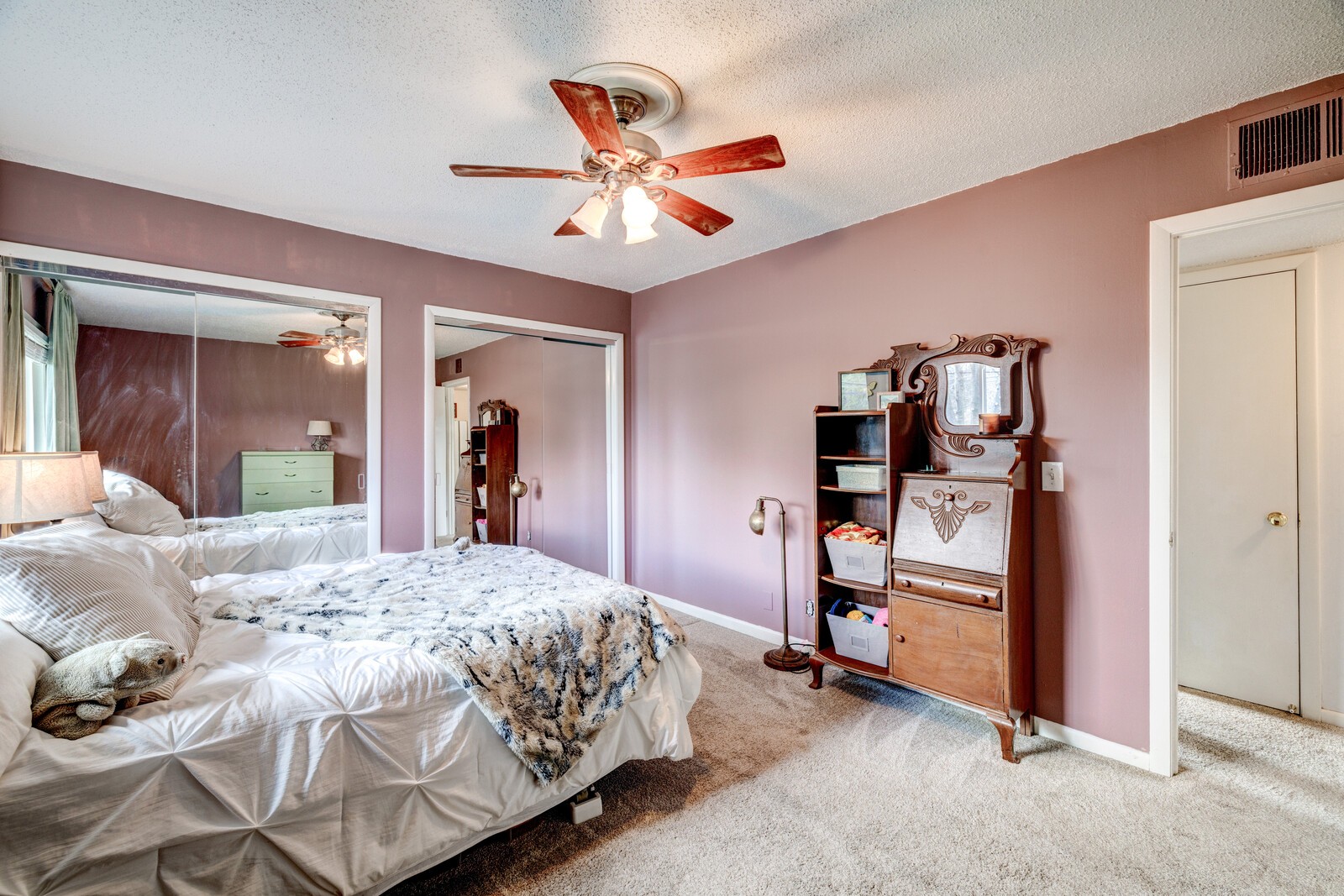 250 Donna Dr Unit: 2B
