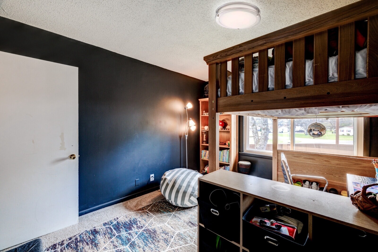 250 Donna Dr Unit: 2B