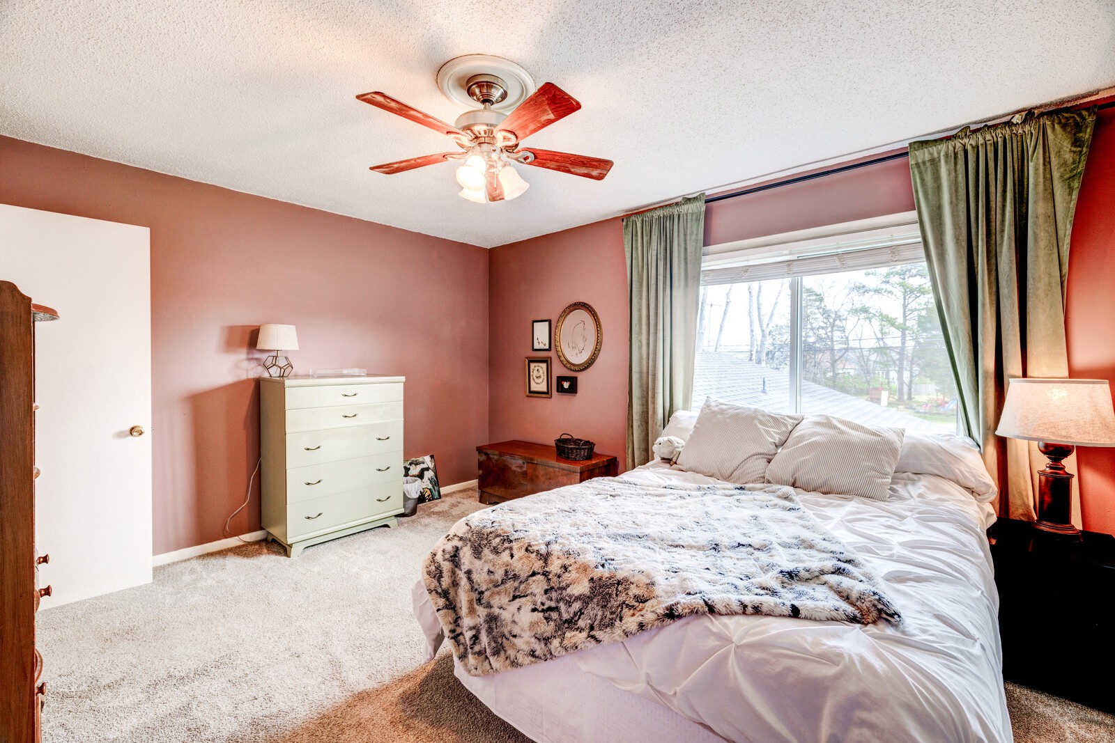 250 Donna Dr Unit: 2B