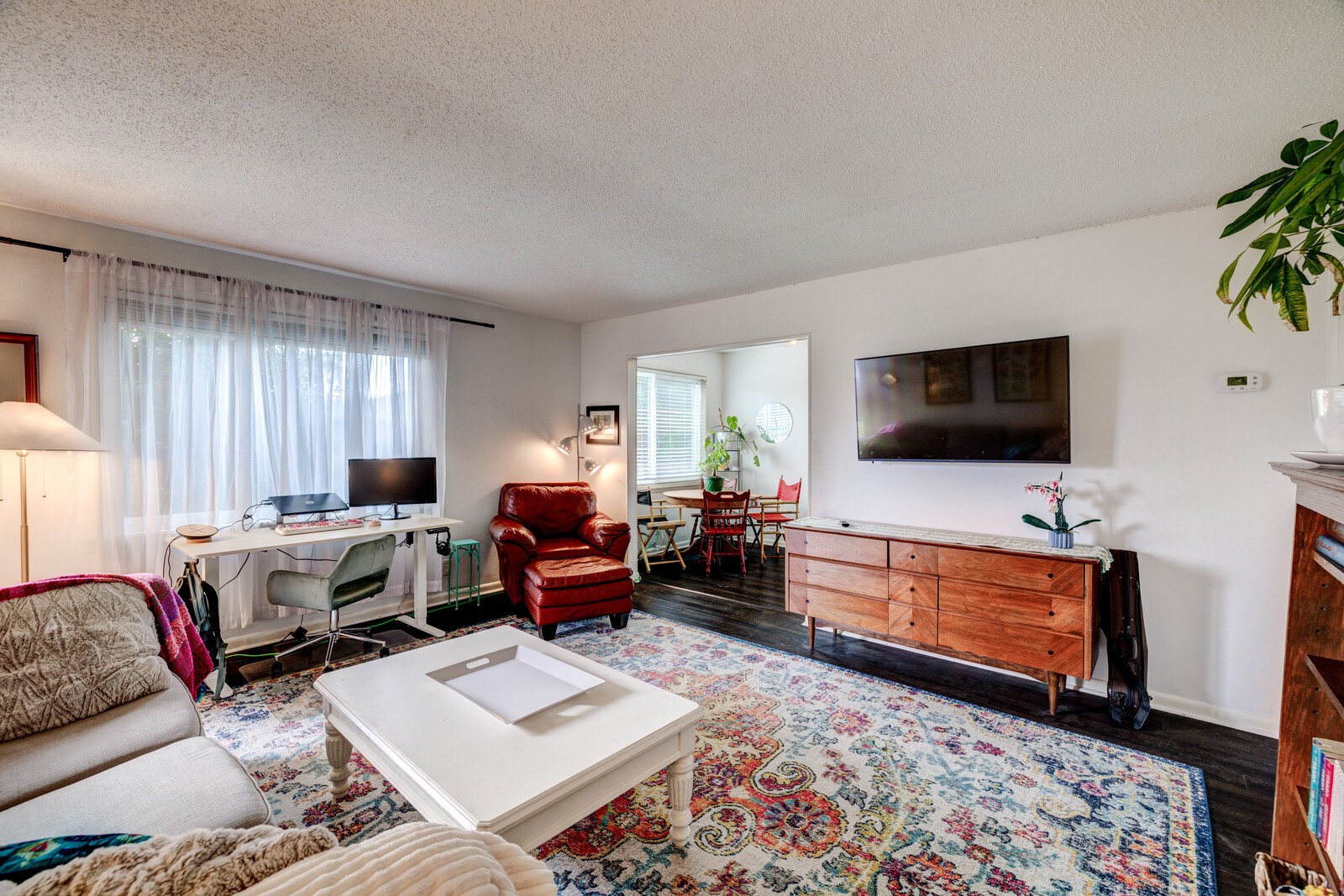 250 Donna Dr Unit: 2B