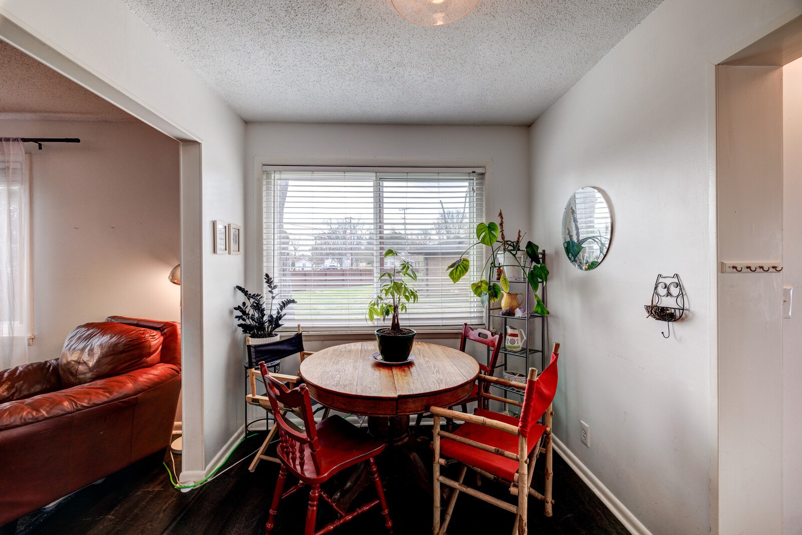 250 Donna Dr Unit: 2B
