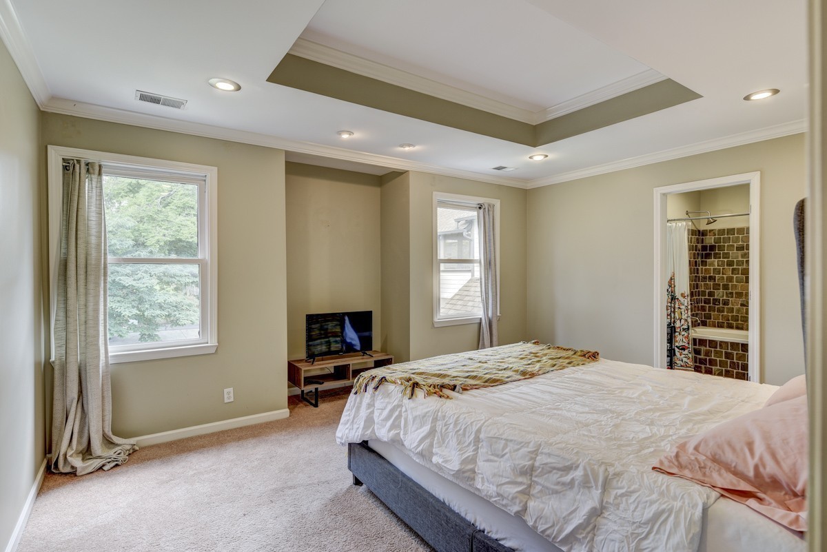 1709 6th Ave, N Unit: A